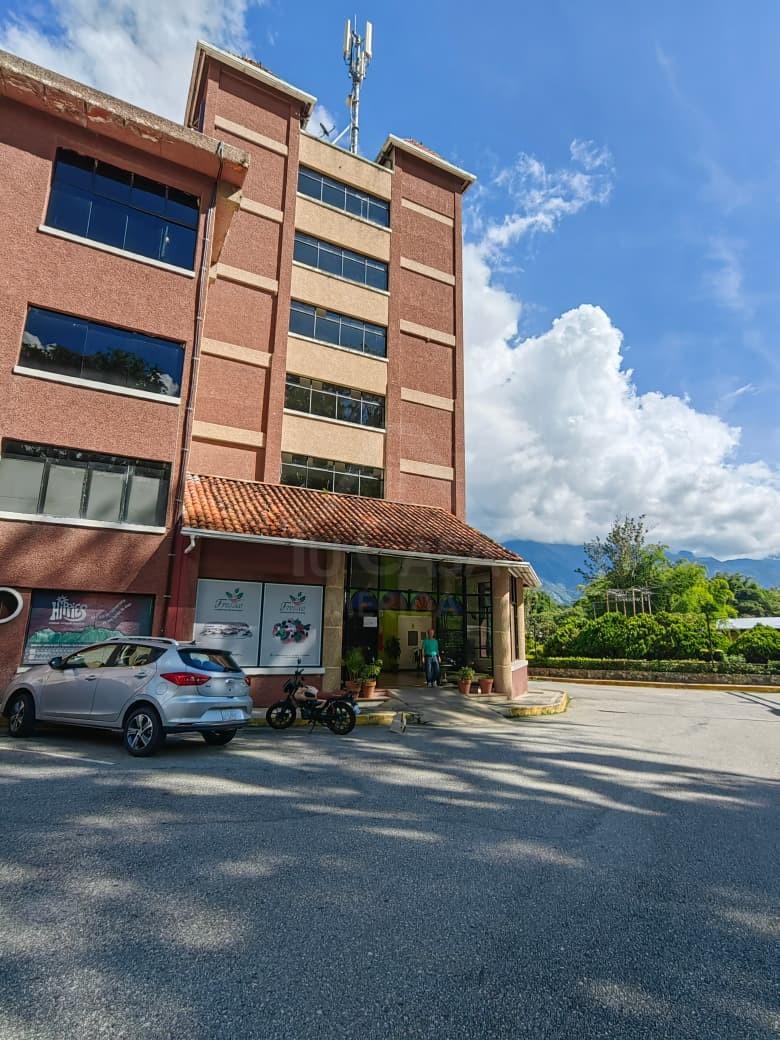 Local en Venta - Av. Ppal. Los Chorros de Milla - CC Villa Los Chorros - Mérida - Estado Mérida